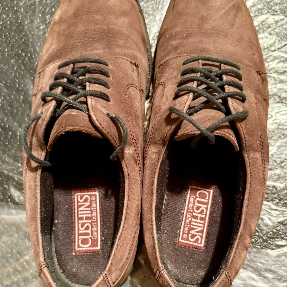 Chaps Brown Suede Oxford Shoes with Classic Design